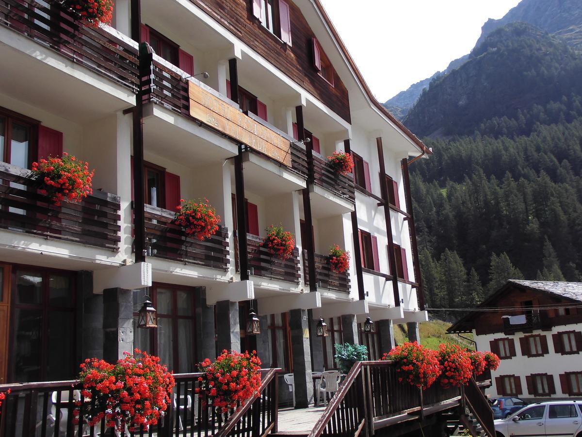 Hotel Residence Valverde Gressoney-la-Trinité Eksteriør bilde